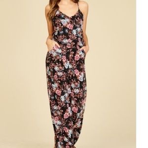 Knit jumspuit with floral print